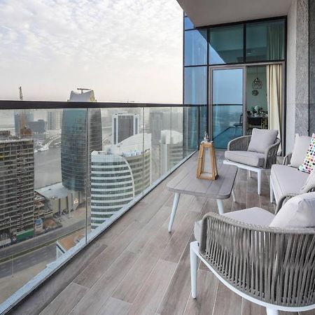 Frank Porter - Mada Residences Dubai Bagian luar foto