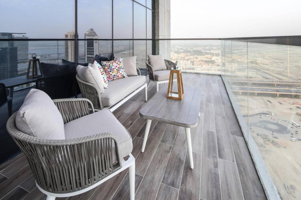 Frank Porter - Mada Residences Dubai Bagian luar foto