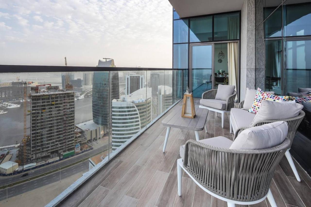 Frank Porter - Mada Residences Dubai Bagian luar foto